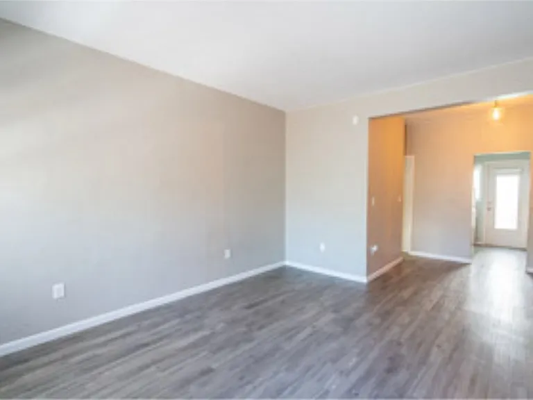 710 Meridian Ave #6 — Photo 1