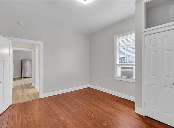 5th image of 1724 Hermosa St