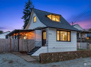 10026 41st Ave SW, Seattle, WA 98146