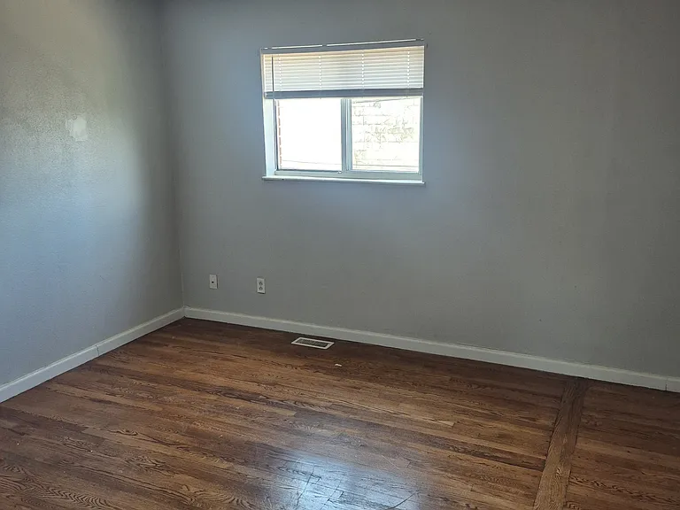 120 W Catalan St #118 — Photo 1