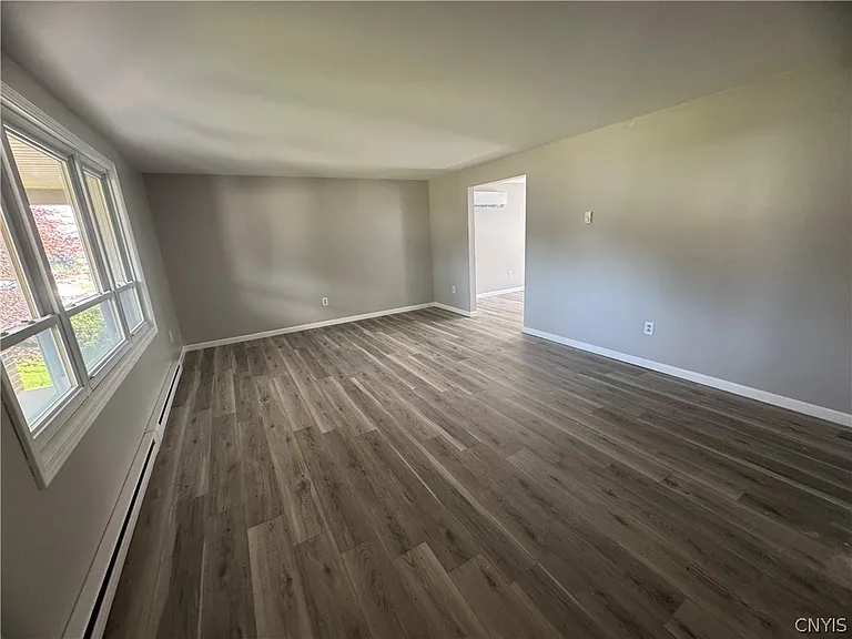 110 Lake Country Dr — Photo 5