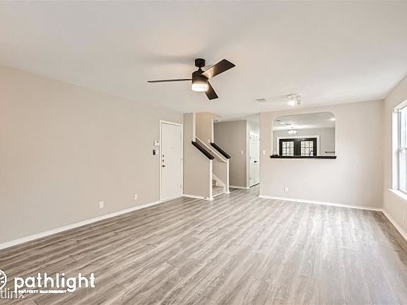 2nd image of 1043 Daffodil Way