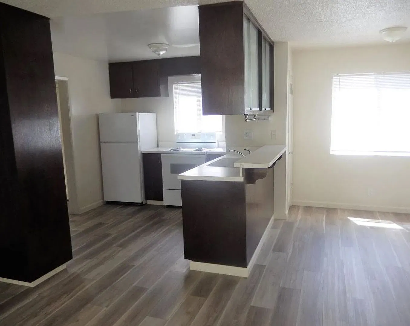 $2295 - Downstairs 1 Bd / 1 Ba Willow Glen Apartment — Photo 3