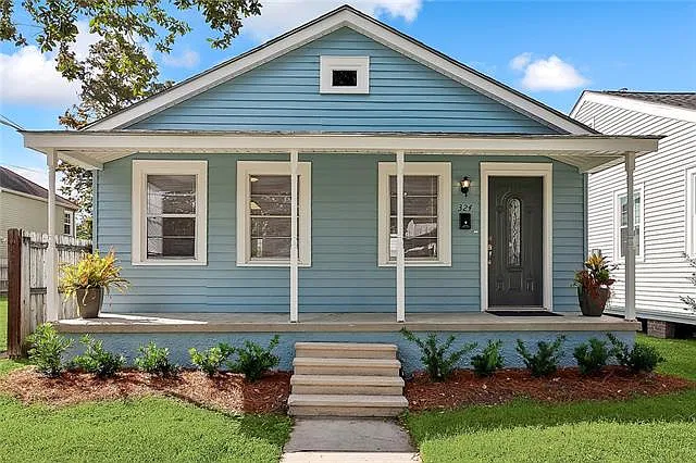 324 Lake Ave