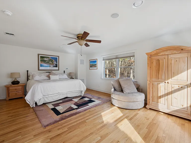 126 Malloy Dr — Photo 22