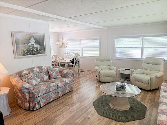 3rd image of 6708 NEIGHBORLY CT