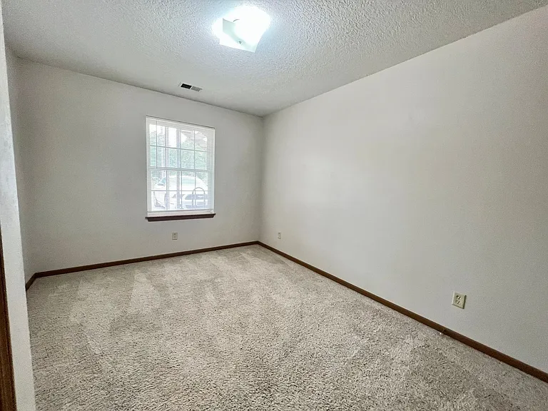 1105 Ratone St #8 — Photo 4