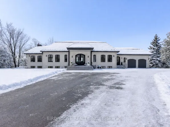16 Garden Gate, Brock, ON L0K 1A0