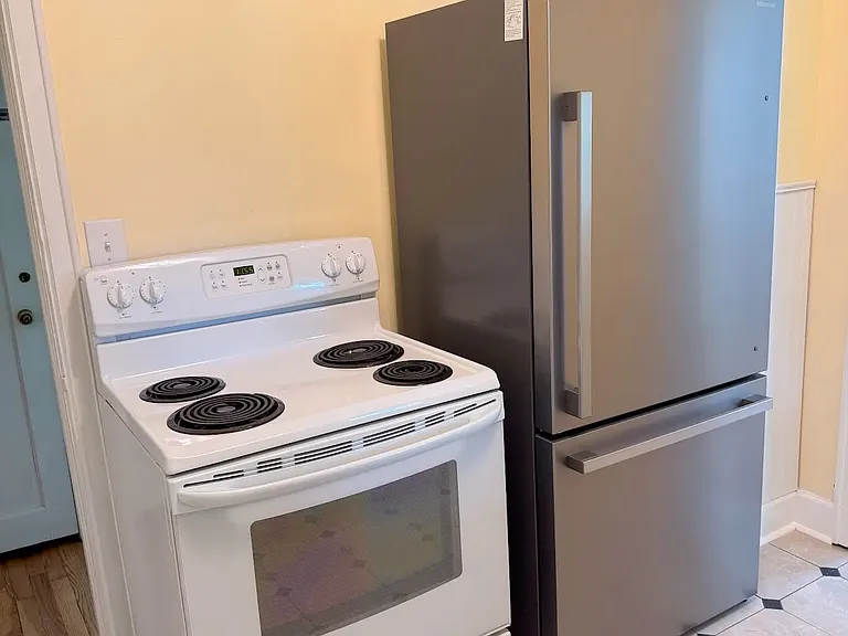 219 Langford Ct — Photo 10