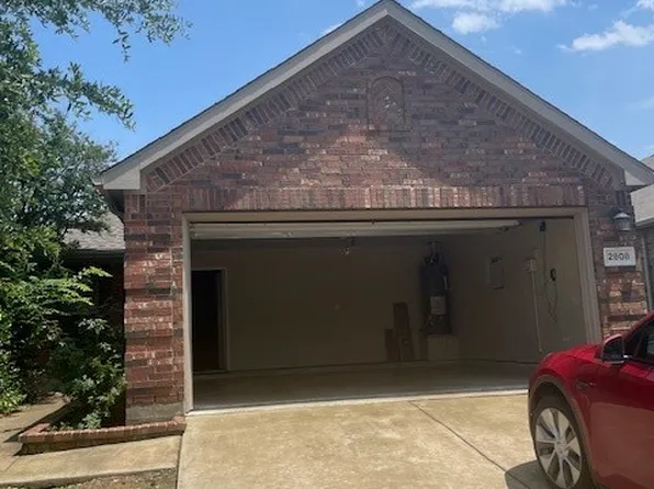 2808 Houston Wood Dr, Fort Worth, TX 76244