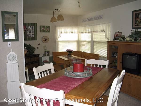 1st image of 1717 Birdie Ln