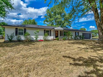 1157 E 390th Road, Bolivar, MO, 65613