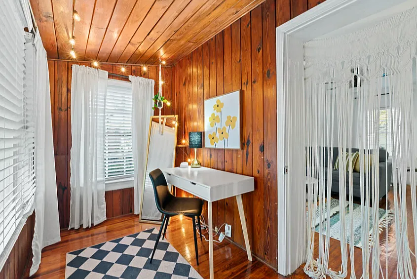 2 bed, 600 sqft, $1,995 — Photo 3