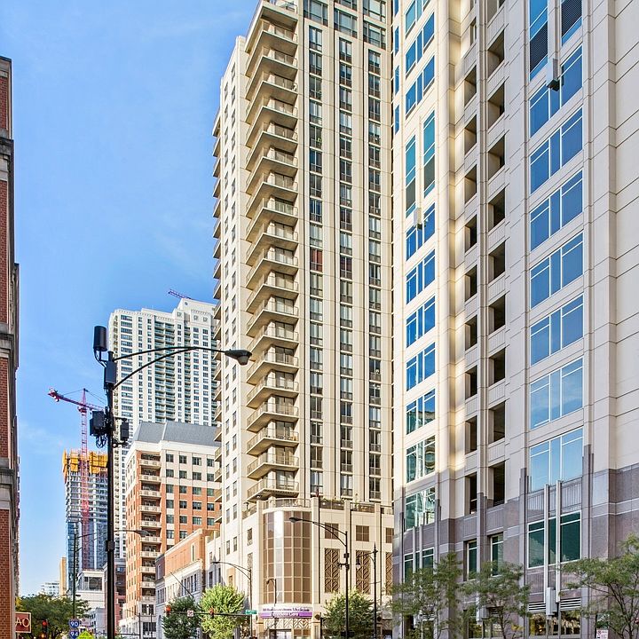 1st image of 635 N Dearborn St APT 2102