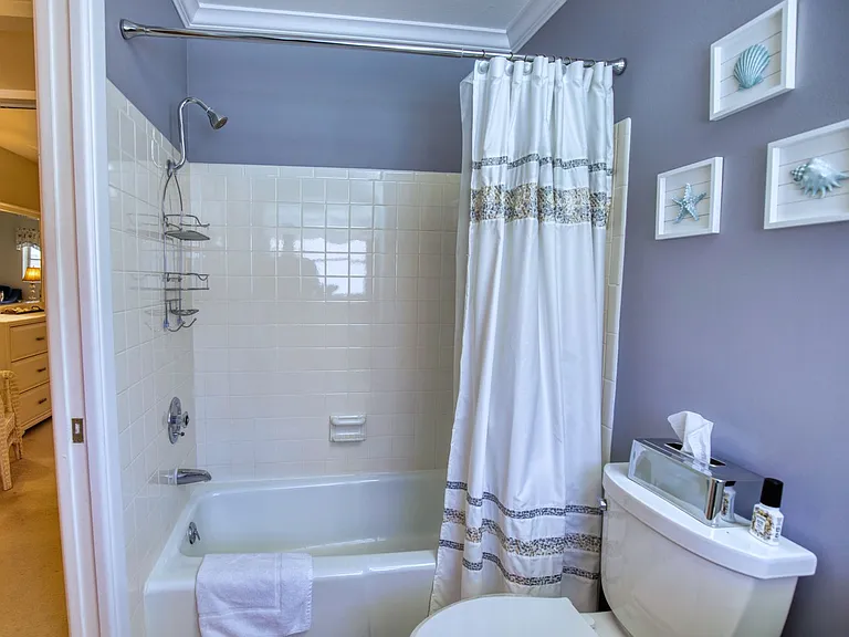 100 Avenue Des Pasque S #9 — Photo 19