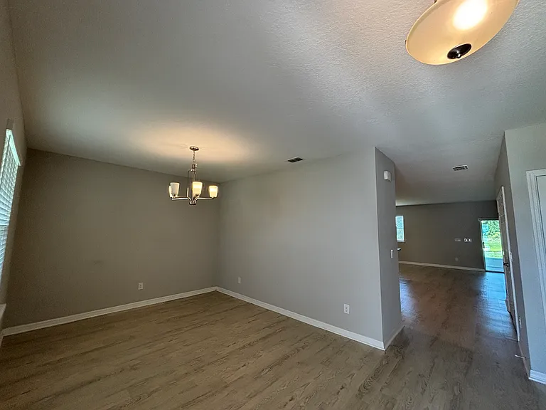 5553 Vigo Loop — Photo 9