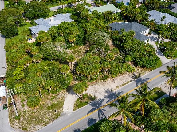 3rd image of 3631 Ocean Dr