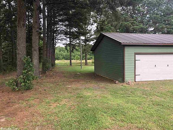2nd image of 15885 Arkansas Highway 31 N