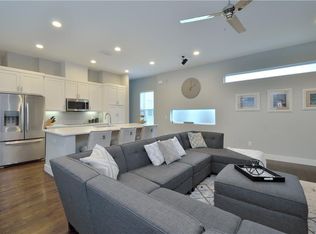 2433 Thatcher Dr, Dallas, TX 75206