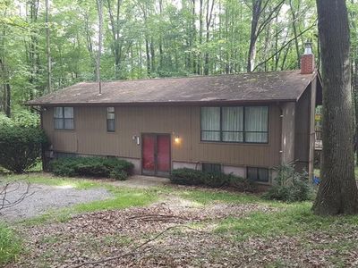 195 McBride Rd, Slippery Rock, PA, 16057