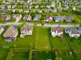 5259 Greenshire Cir, Lake In The Hills, IL 60156