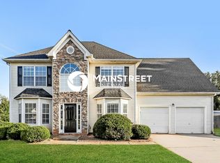 372 Kimberwick Ct, Hampton, GA 30228