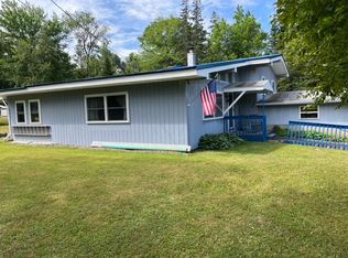 72 Johnson Rd, Baileyville, ME 04694