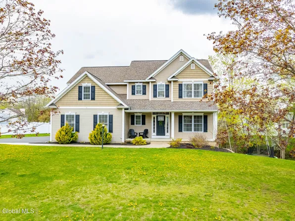 15 Windham Hill, Glenmont, NY 12077