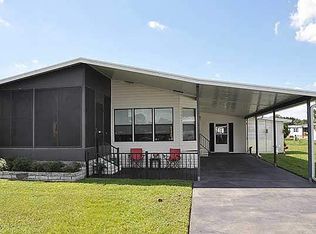 2113 Congressional Dr, Orlando, FL 32826