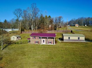 35 Apricot Ln, Galax, VA 24333