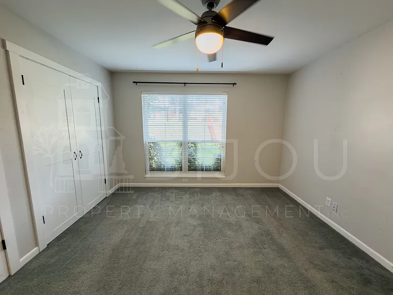 2902 Airport Rd #122 — Photo 12