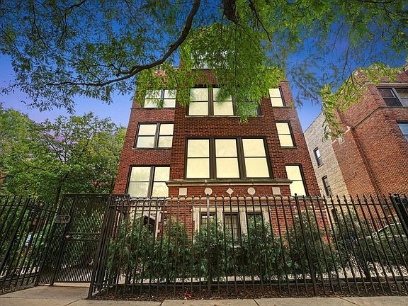 4th image of 919 E Hyde Park Blvd Unit 3