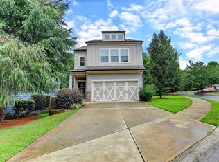 6096 Apple Grove Rd, Buford, GA 30519