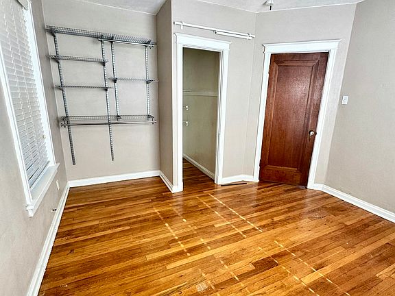 4th image of 4930 Tholozan Ave Floor 2