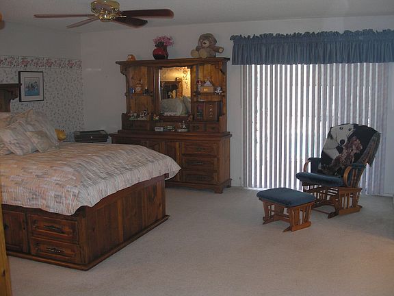 5th image of 13211 N 46th Pl