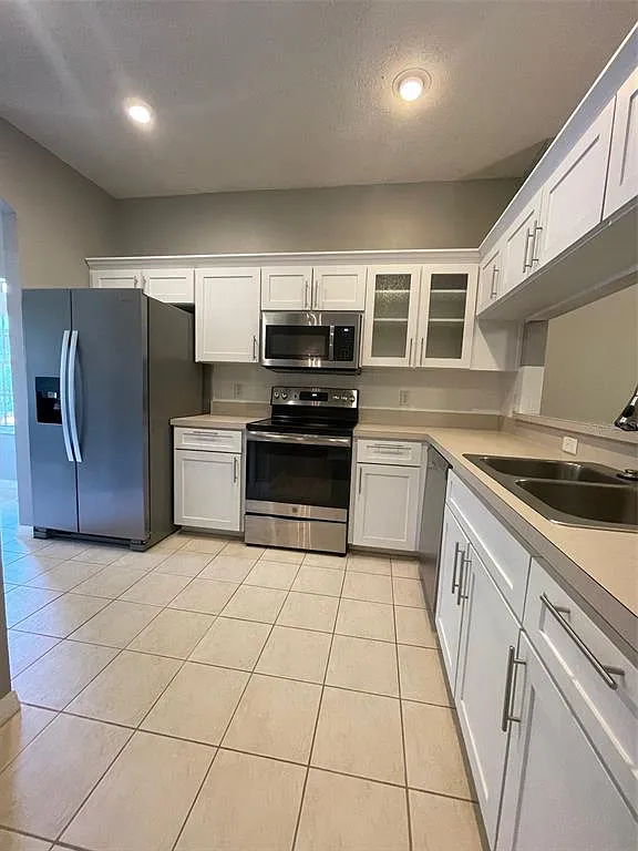 2 bed, 2.0 bath, 1117 sqft, $1,800 — Photo 4
