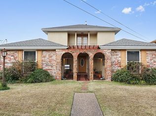 3913 Berot Dr, Metairie, LA 70002