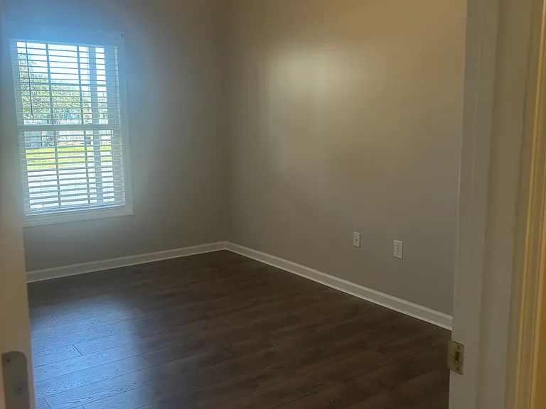 110 Lazy Willow Ln — Photo 15