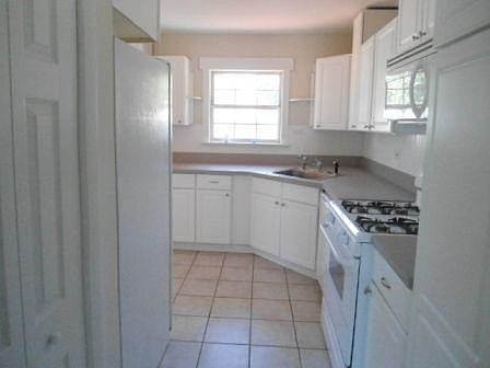 3rd image of 19513 Beechnut Dr