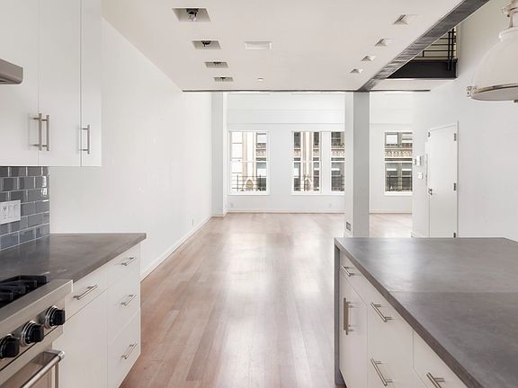 3rd image of 40 E 20th St #56