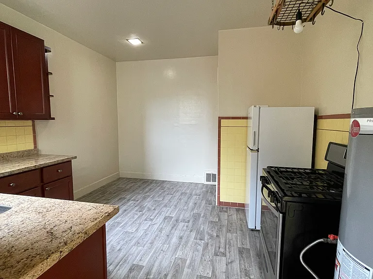 1432 Lombard St #A — Photo 8