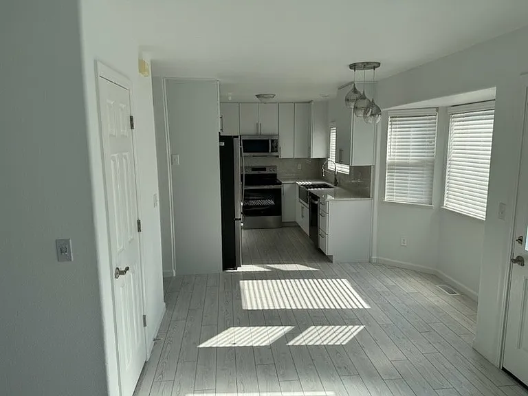 775 Descendant Dr — Photo 12