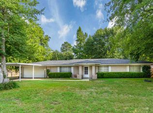 305 E Fairlane Dr, Longview, TX 75604