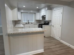 150 Erbes Rd, Thousand Oaks, CA 91362