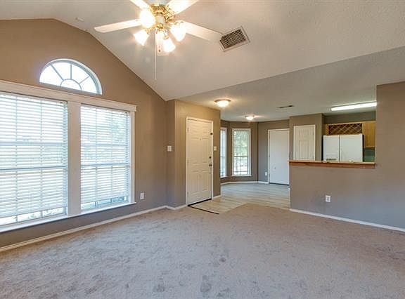 3rd image of 1314 Riverview Ln