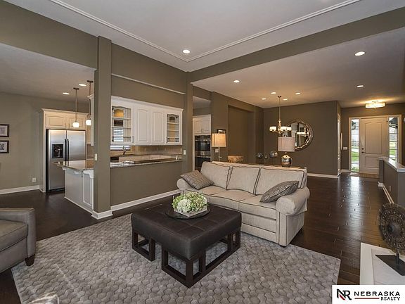5th image of 21046 Arbor Ct