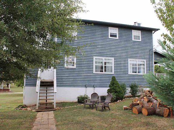 3rd image of 277 Savannah Shores Dr