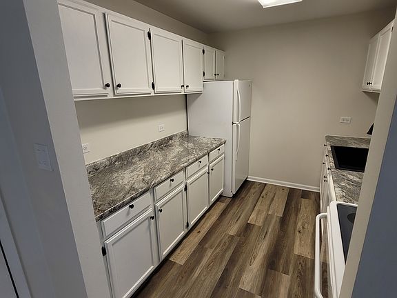 5th image of 3275 Kirchoff Rd APT 342