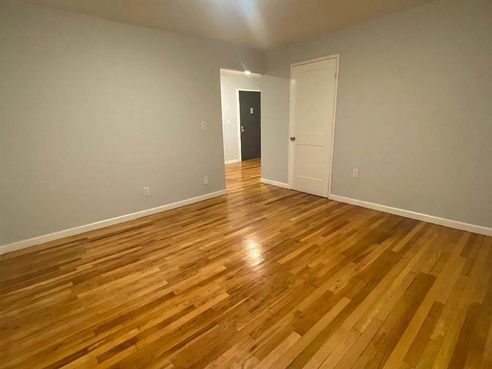 1st image of 250 McLean Ave APT 2C