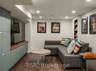 105 Seaton St #1A, Toronto, ON M5A 2T2